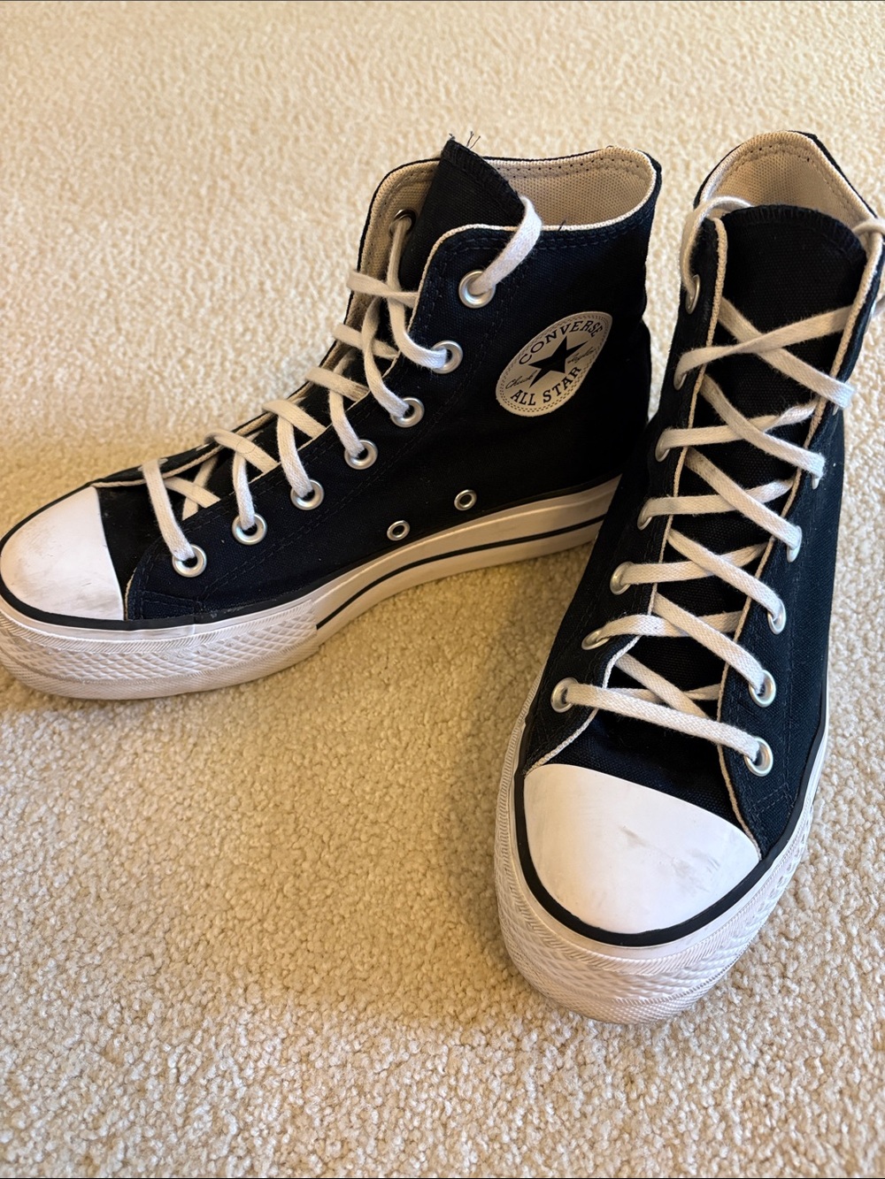Converse Chuck Taylor All Star High Tops - Black & White
